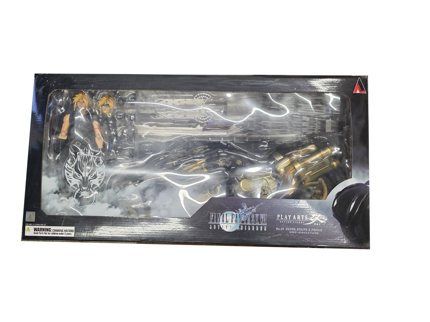 Square Enix Final Fantasy Advent Children: Cloud & Fenrir Play Arts Kai Figure
