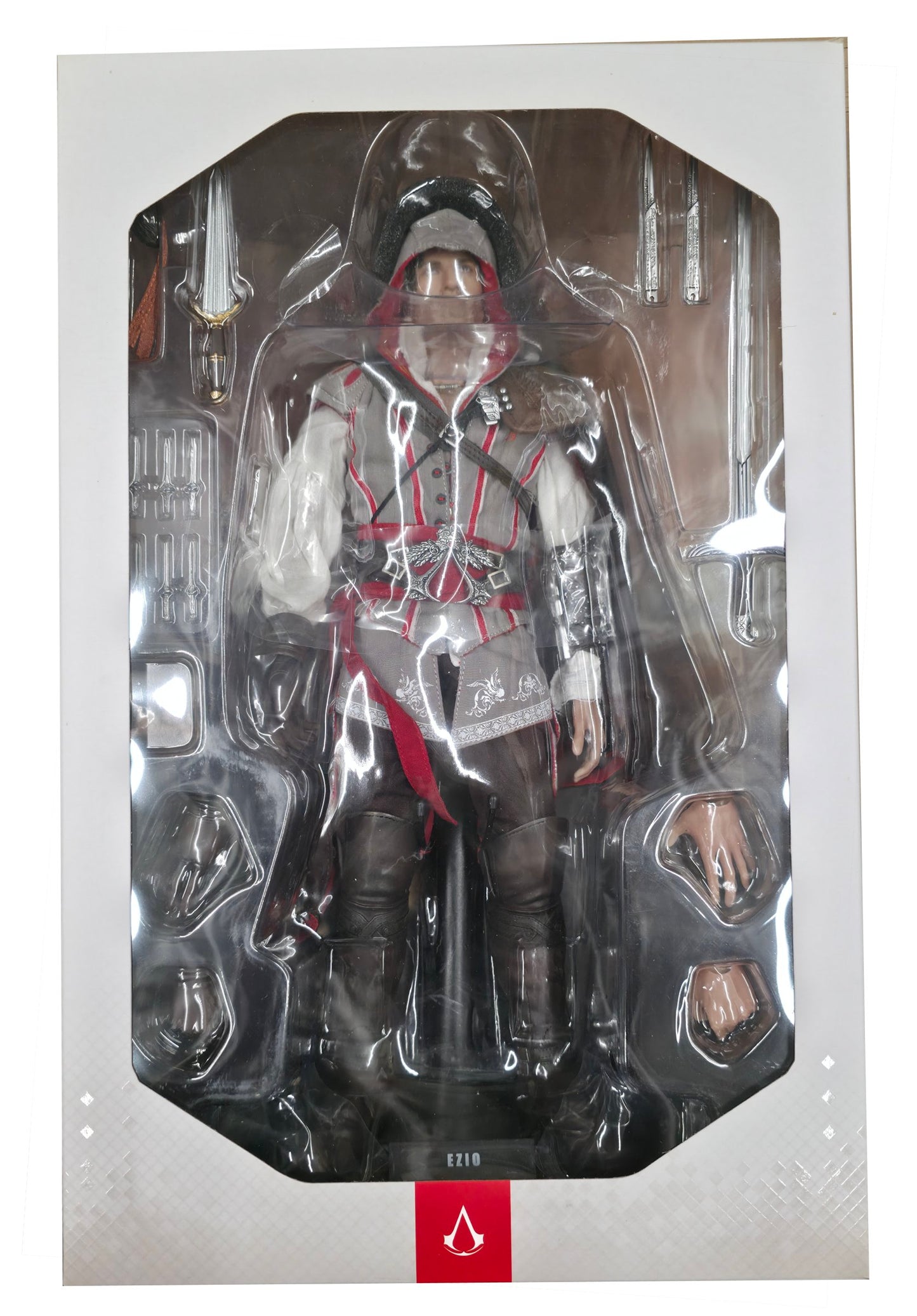 Hot Toys Assassin's Creed: Ezio Auditore da Firenze 1/6 Scale Action Figure