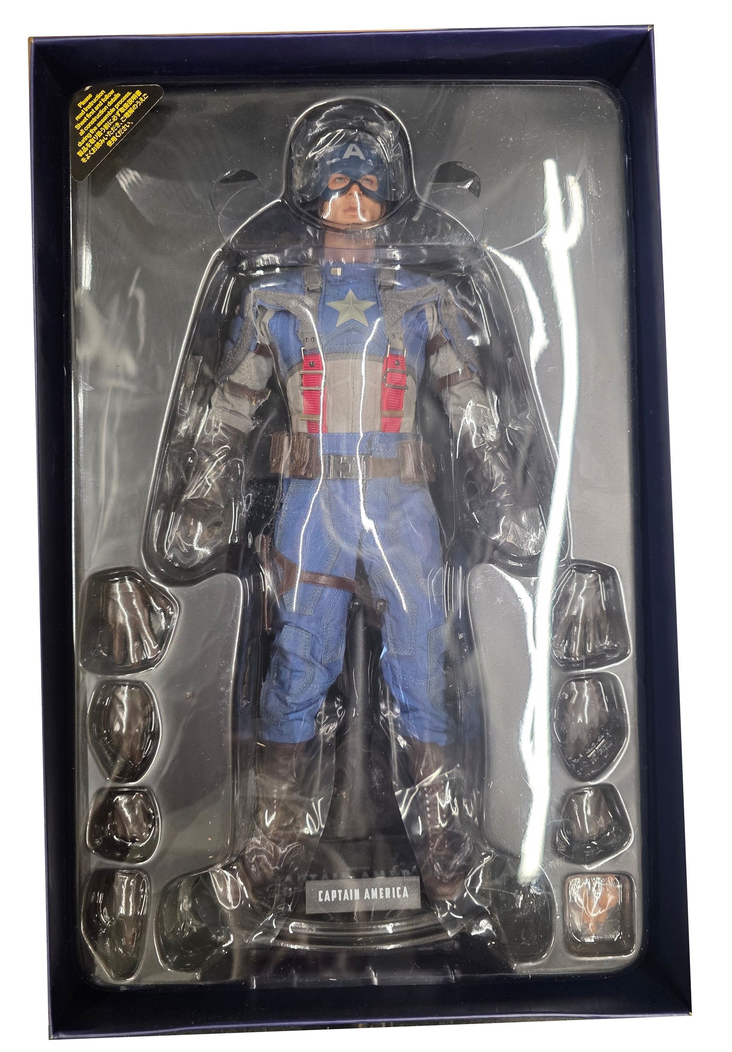 Hot Toys First Avenger: Captain America 1/6 Scale Figure