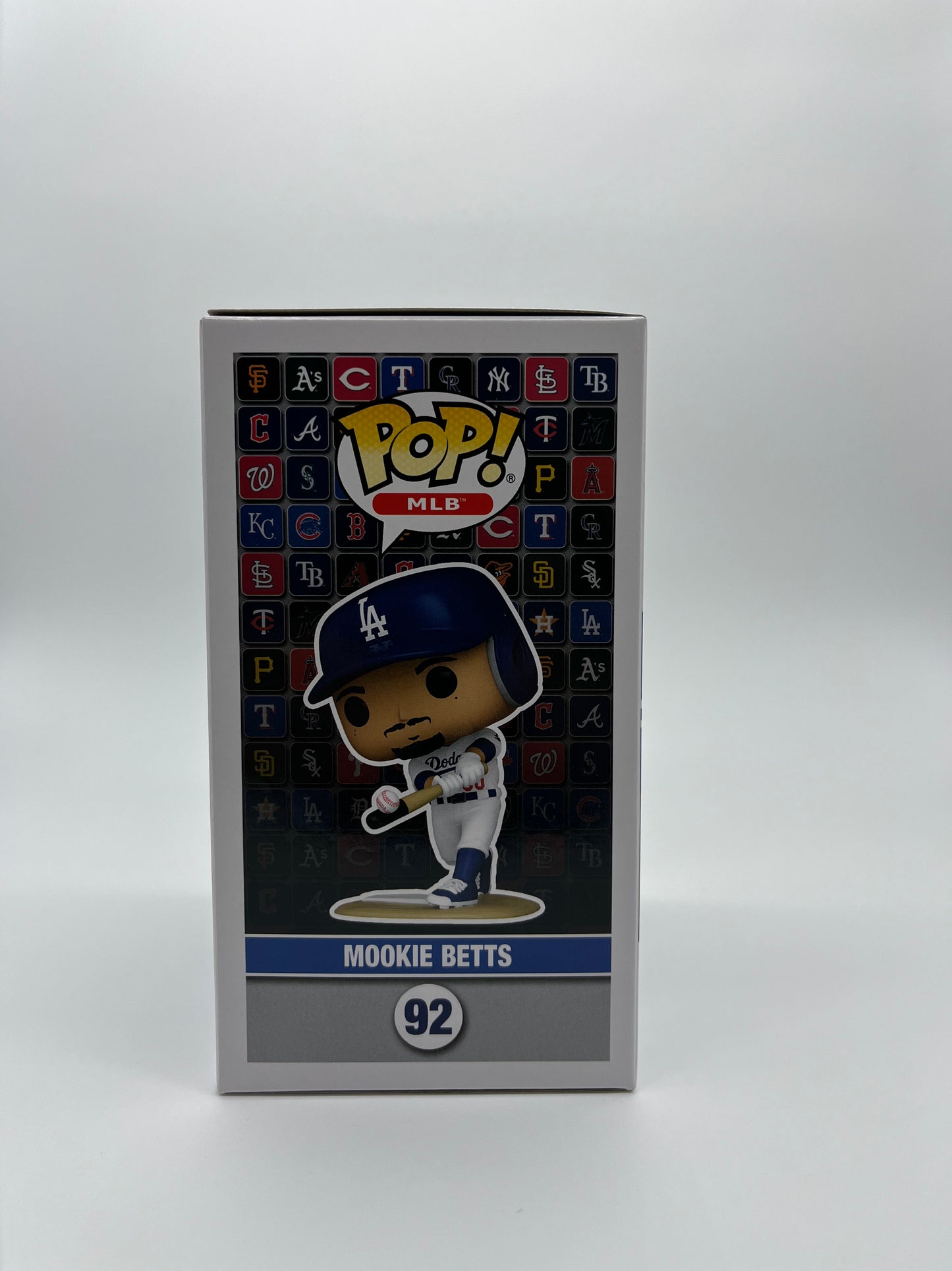 Funko Pop! MLB:  Mookie Betts #92 Los Angeles Dodgers White Jersey Vinyl Figure