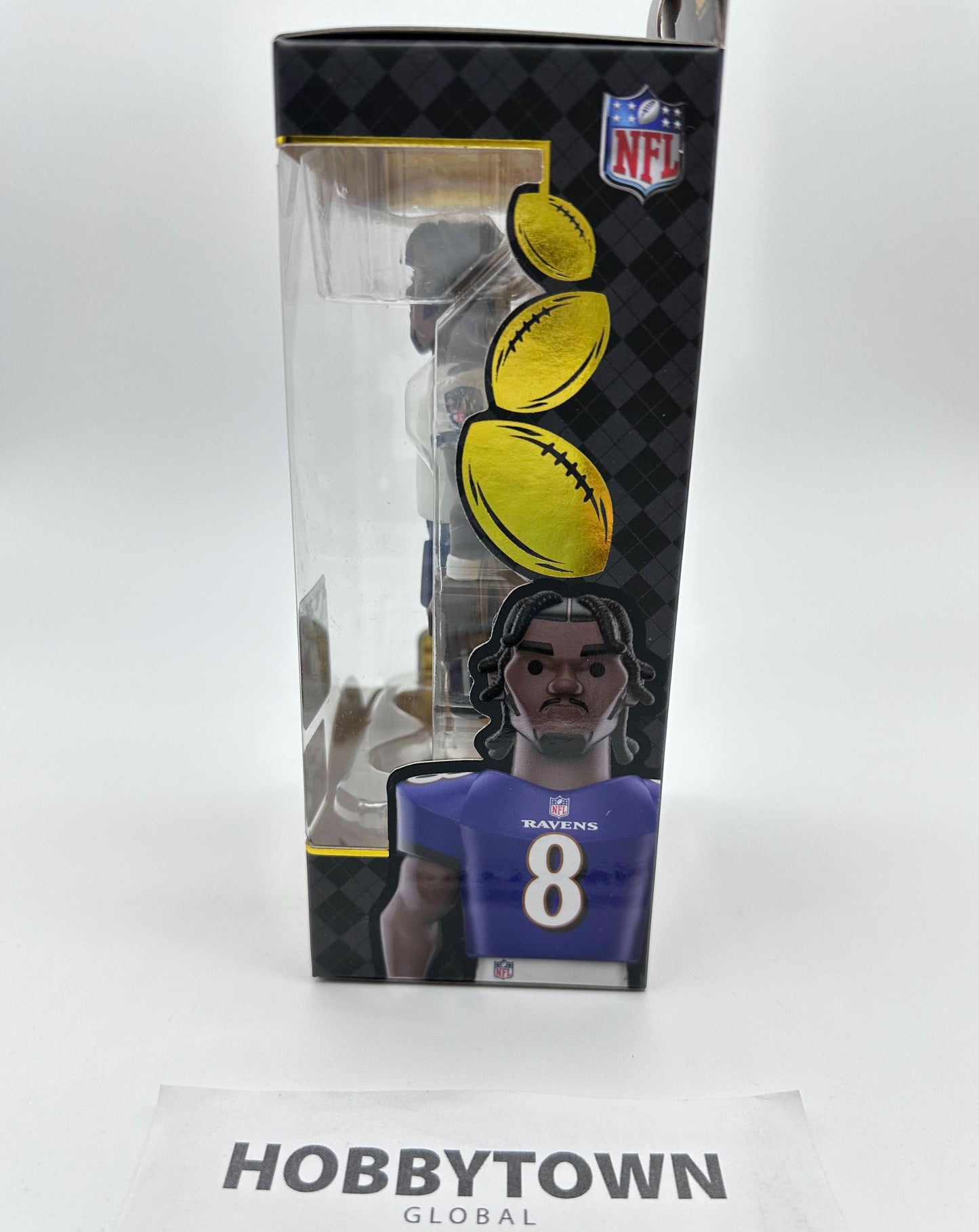 Funko Gold Vinyl: NFL - Lamar Jackson in White Baltimore Ravens Jersey 'CHASE'  5 Inch Premium Collectible Vinyl Figure